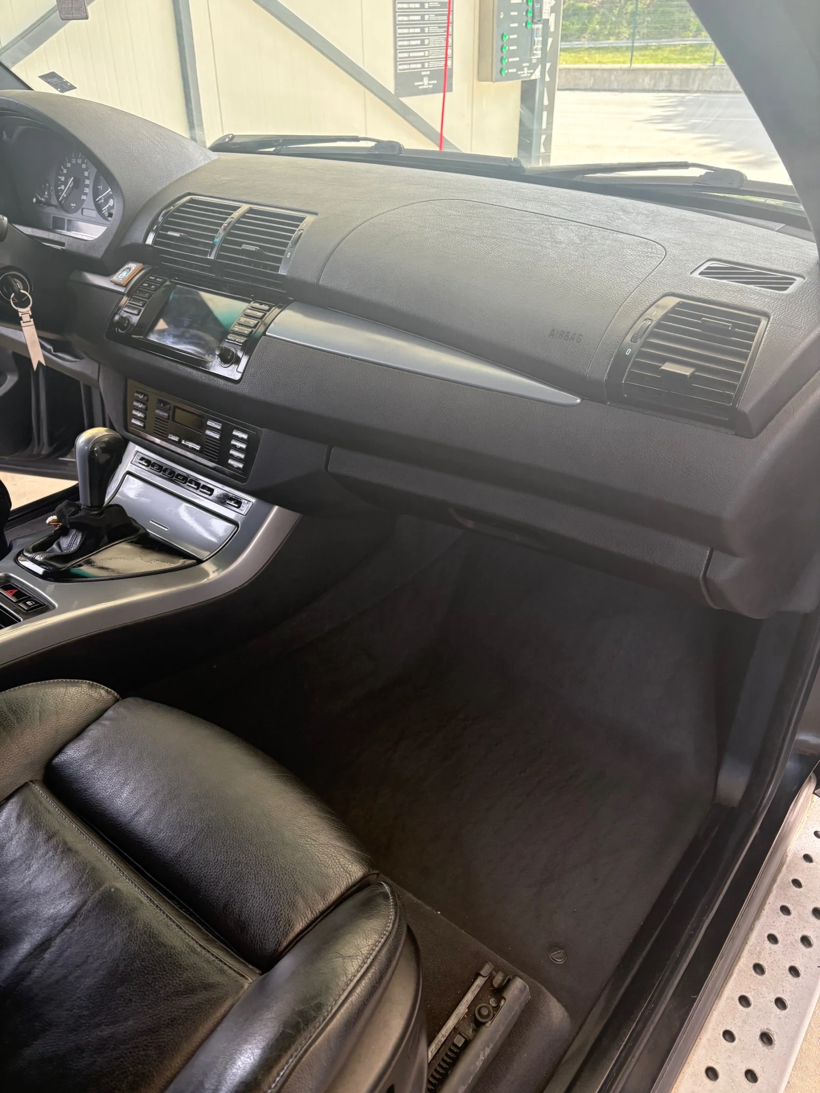 BMW X5  - изображение 9