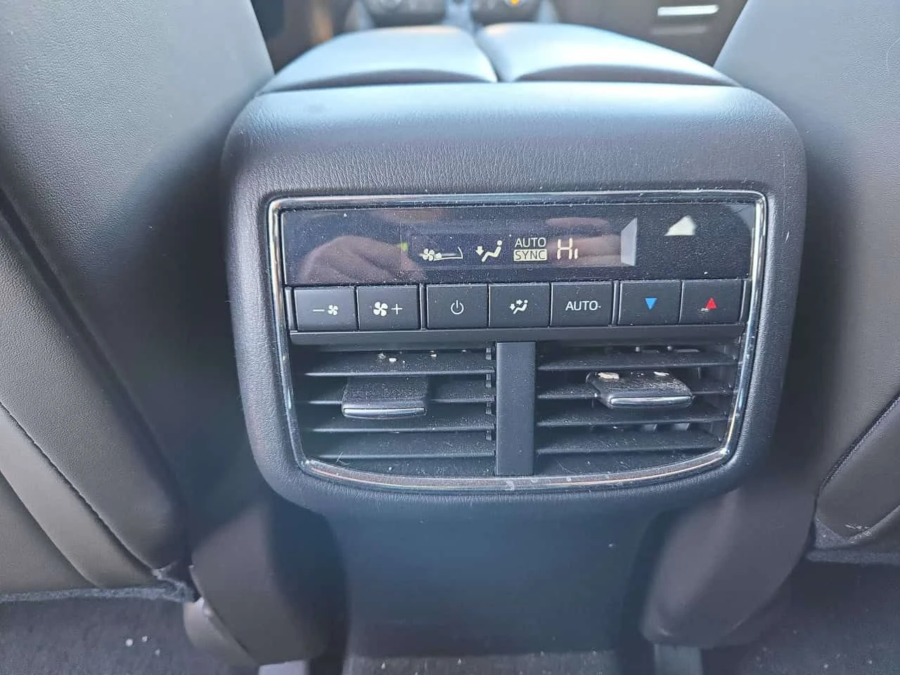 Mazda CX-9 * АВТО КРЕДИТ* ЦЕНА ДО БГ * СЕРВИЗНА ИСТОРИЯ * , снимка 10 - Автомобили и джипове - 53734114