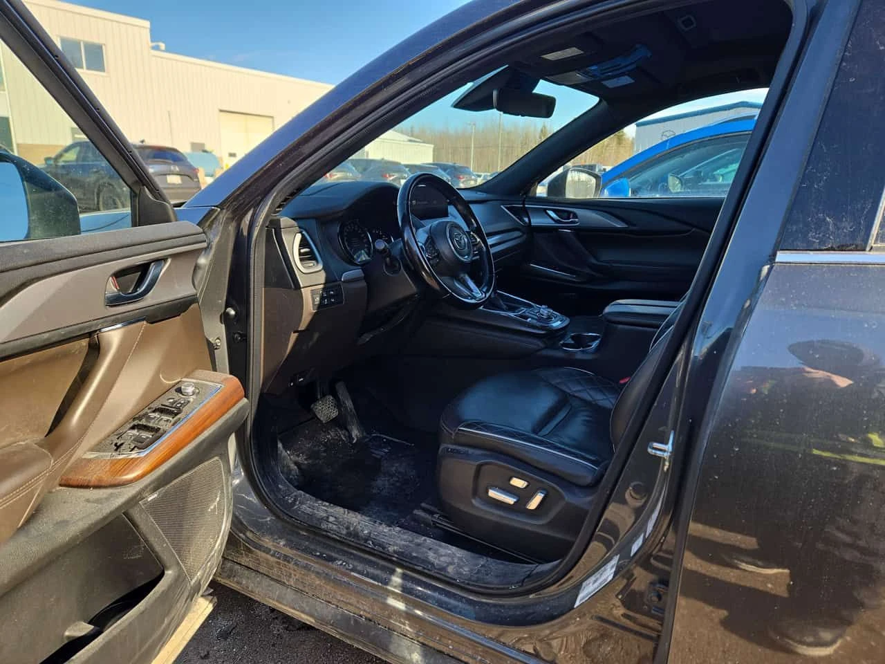 Mazda CX-9 * АВТО КРЕДИТ* ЦЕНА ДО БГ * СЕРВИЗНА ИСТОРИЯ * , снимка 7 - Автомобили и джипове - 53734114