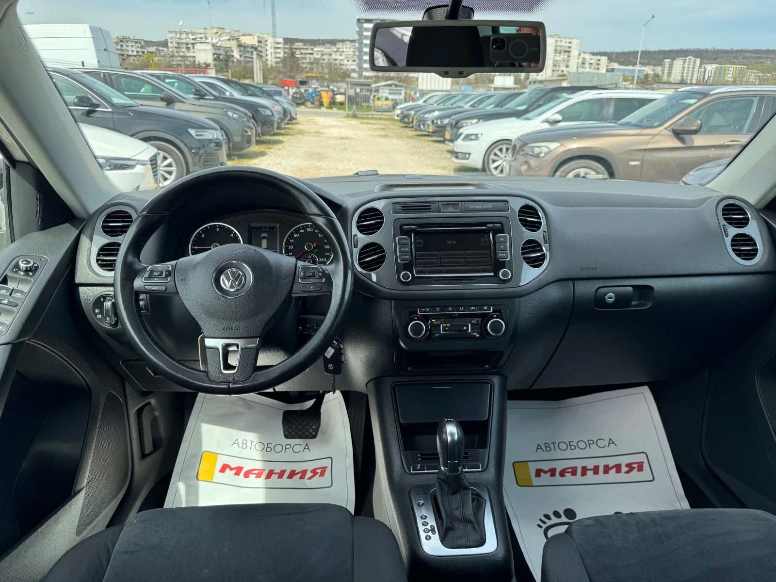 VW Tiguan 2.0TDI DSG 4x4, снимка 9 - Автомобили и джипове - 54182593