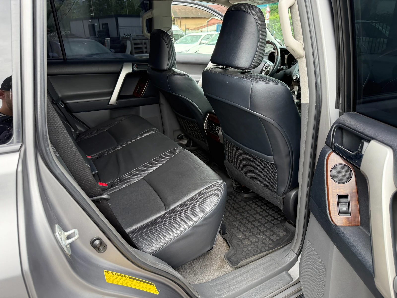 Toyota Land cruiser 150, снимка 11 - Автомобили и джипове - 54254625