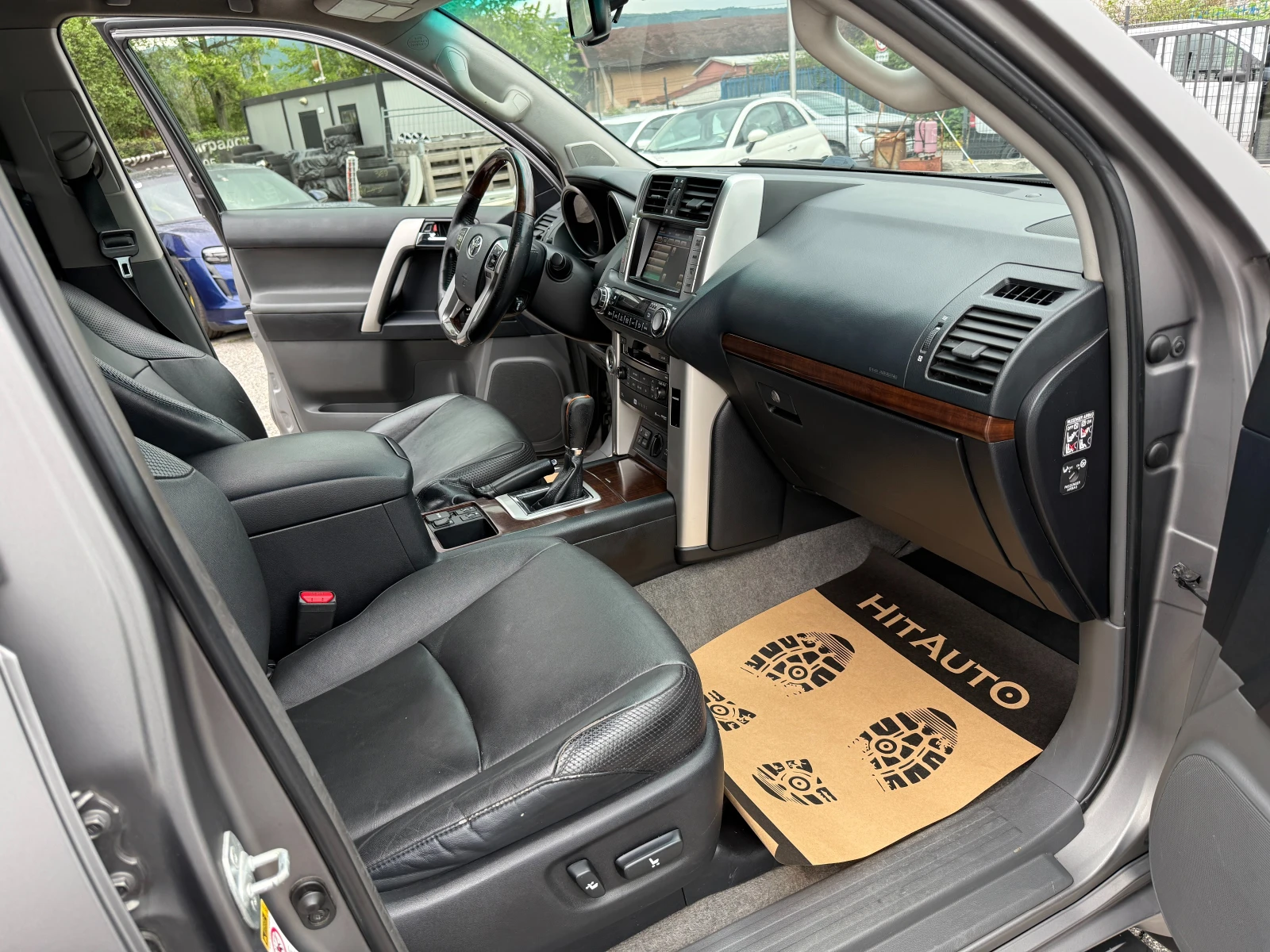 Toyota Land cruiser 150, снимка 12 - Автомобили и джипове - 54254625
