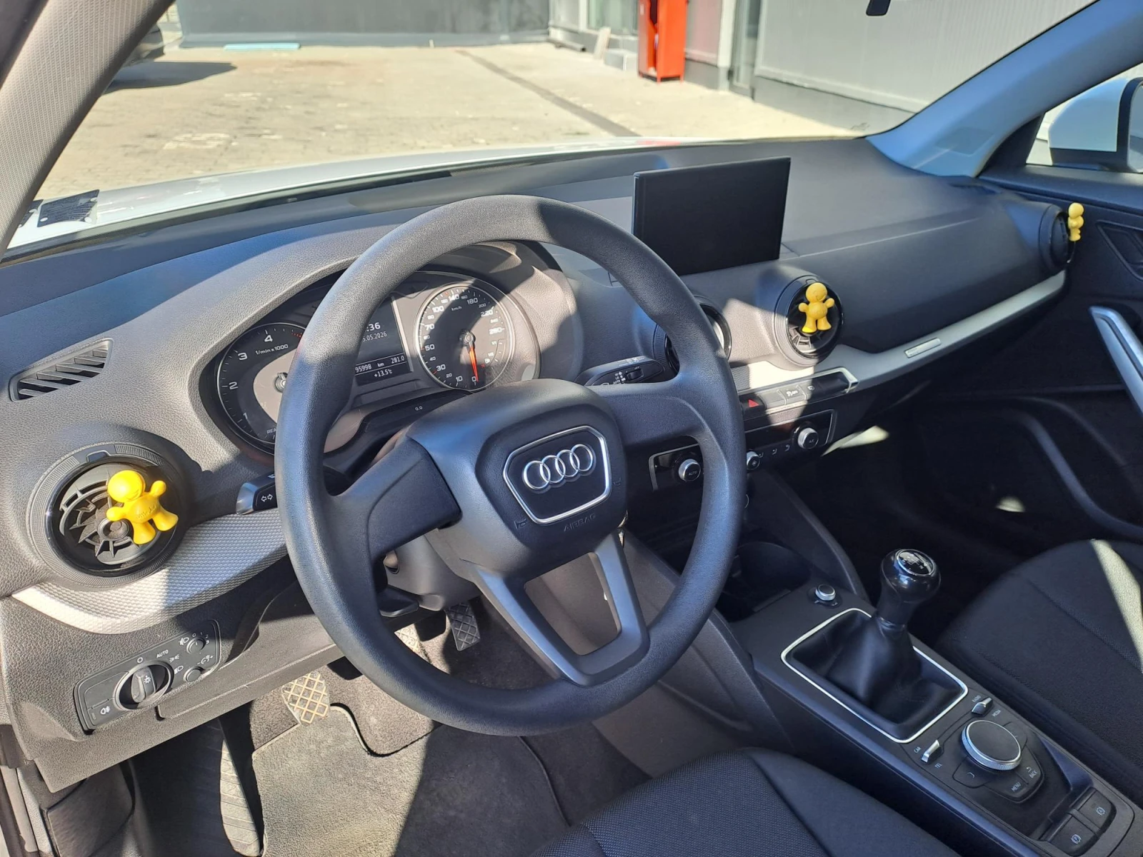 Audi Q2 1.6 TDI, снимка 10 - Автомобили и джипове - 54477300