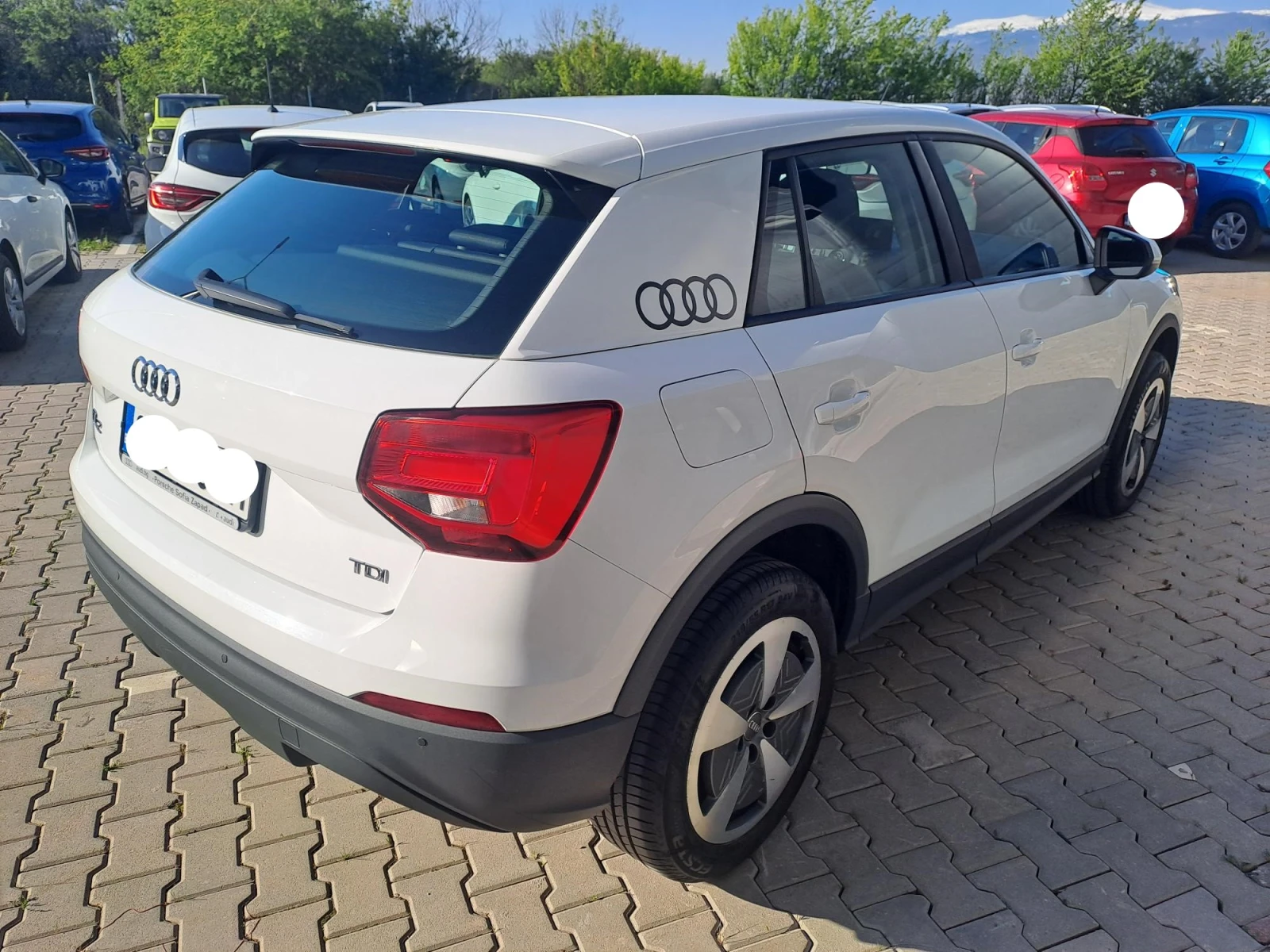 Audi Q2 1.6 TDI, снимка 4 - Автомобили и джипове - 54477300