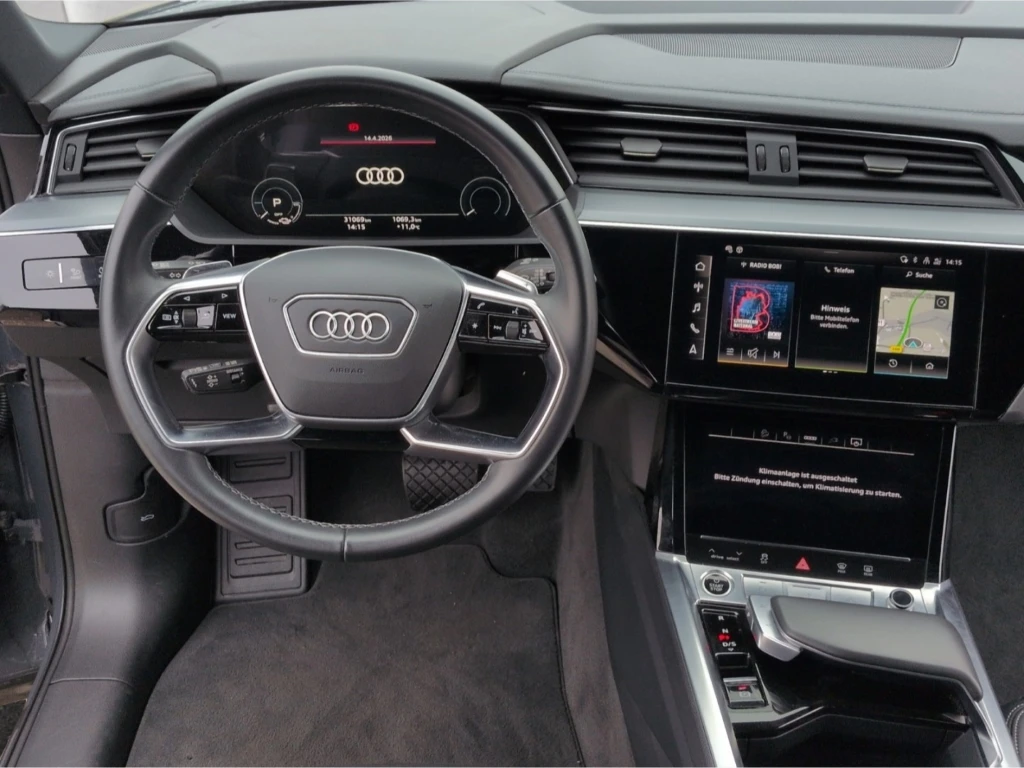 Audi Q8 E Tron 50 Quattro, снимка 5 - Автомобили и джипове - 54703458