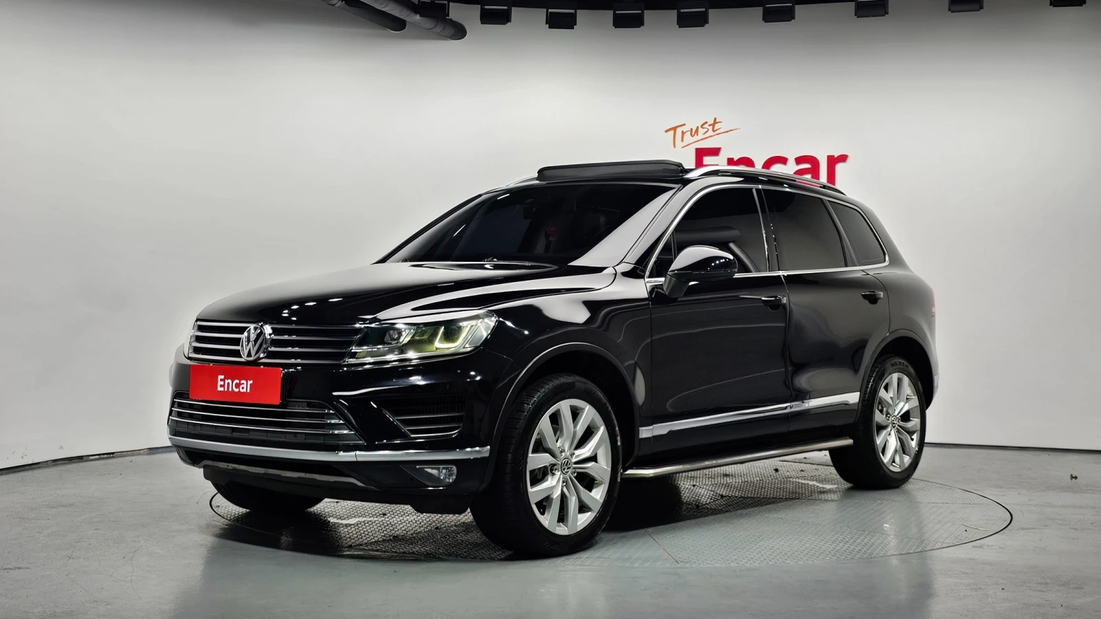 VW Touareg V6 3.0TDI* КОЖА* ПОДГРЕВ