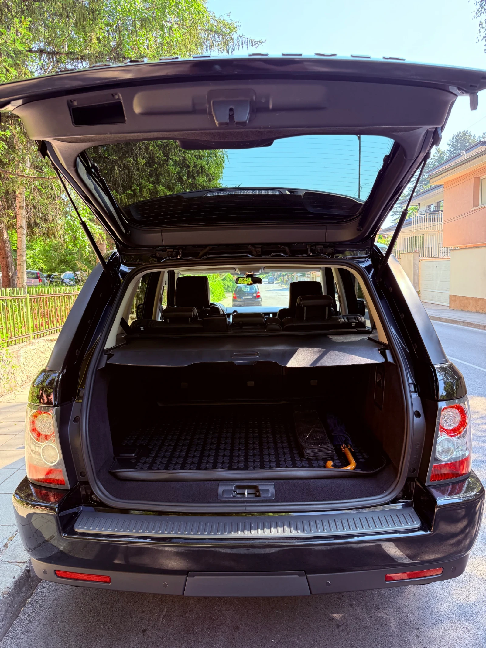 Land Rover Range Rover Sport 3.6 TDV8 FULL MAX, снимка 15 - Автомобили и джипове - 55003691