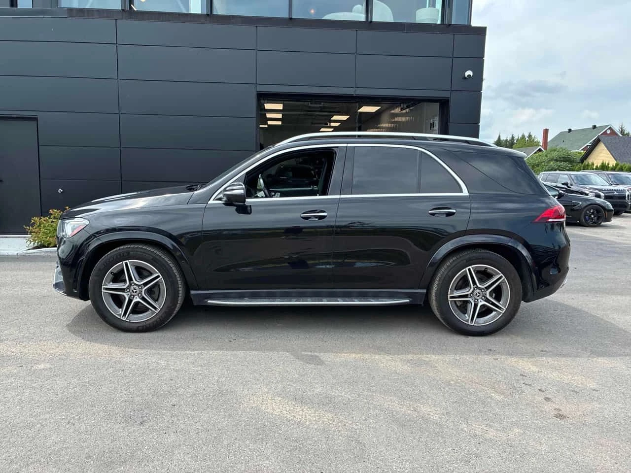 Mercedes-Benz GLE 350 * ЛИЦЕНЗИРАН ДИЛЪР * CARFAX, снимка 2 - Автомобили и джипове - 55593441