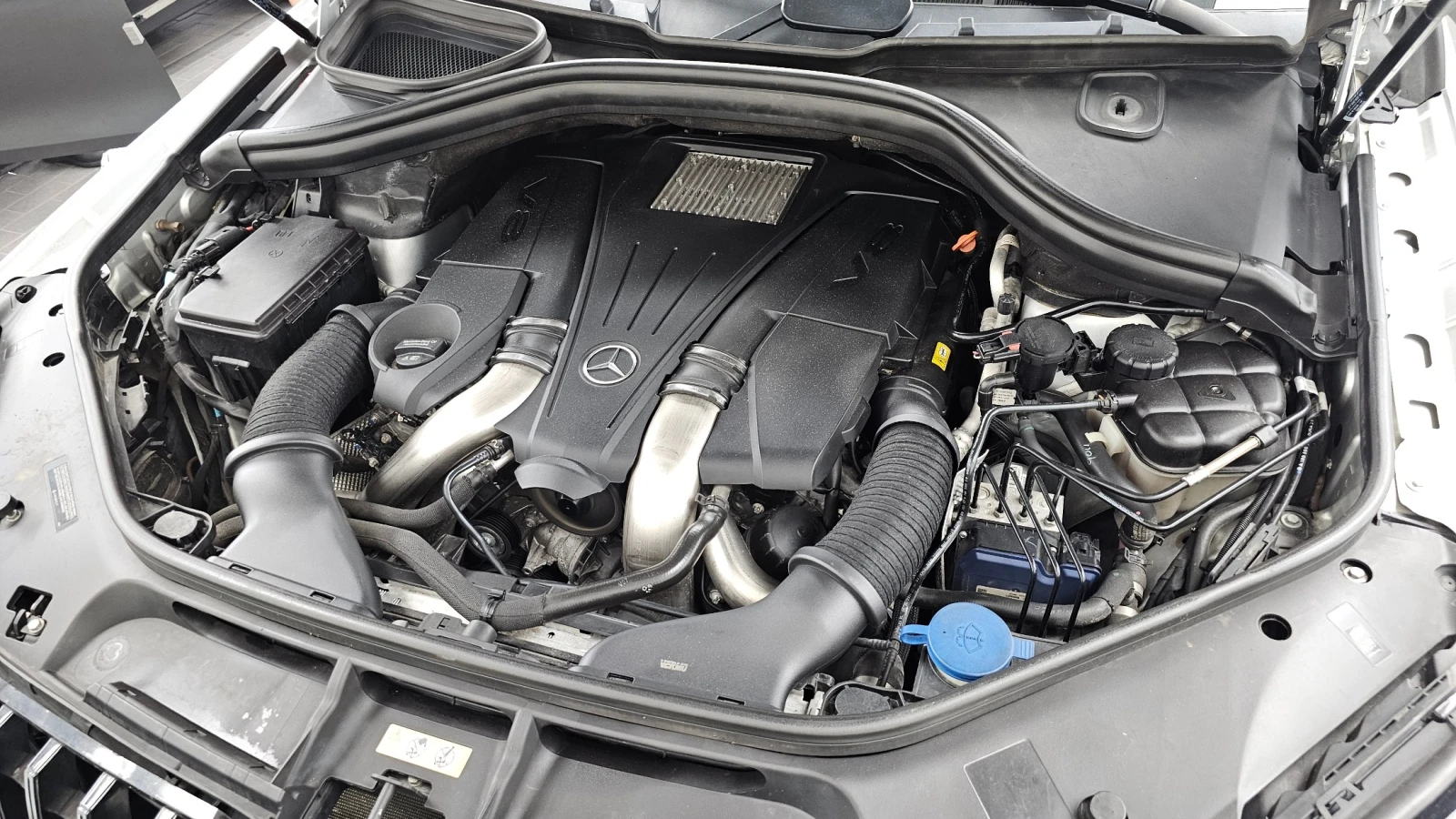 Mercedes-Benz GLS 500 4.7 V8 4MATIC , снимка 5 - Автомобили и джипове - 55642809