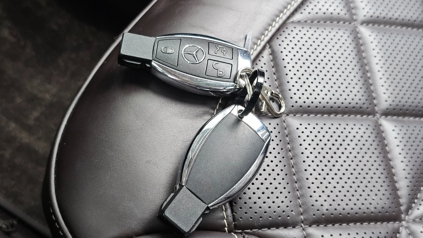 Mercedes-Benz GLS 500 4.7 V8 4MATIC , снимка 17 - Автомобили и джипове - 55642809
