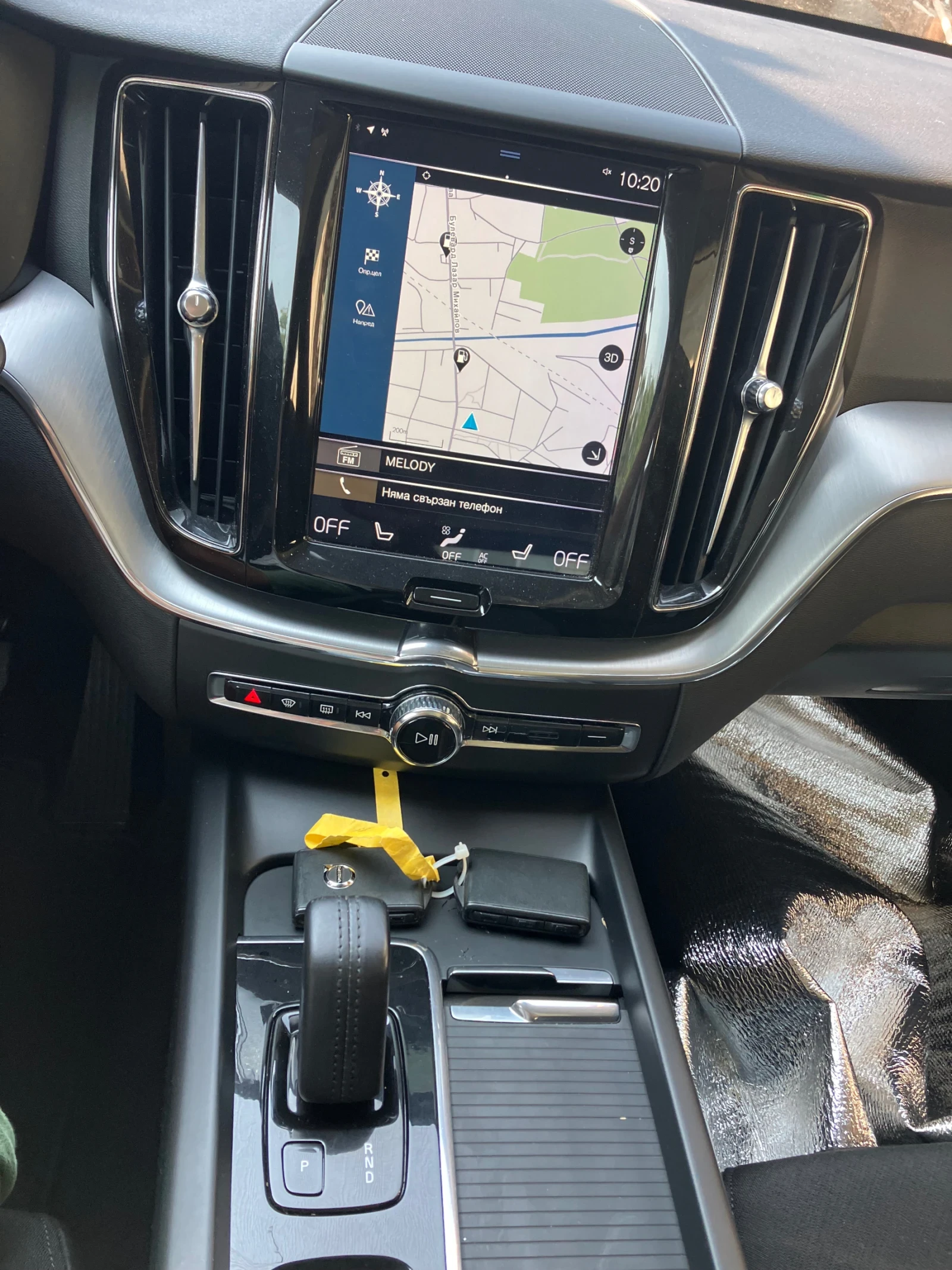 Volvo XC60 T8 TWIN ENGINE AWD, снимка 16 - Автомобили и джипове - 55704040