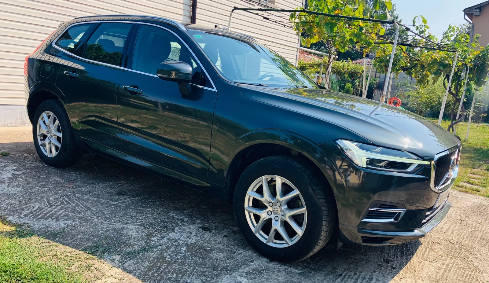 Volvo XC60 T8 TWIN ENGINE AWD, снимка 4 - Автомобили и джипове - 55704040