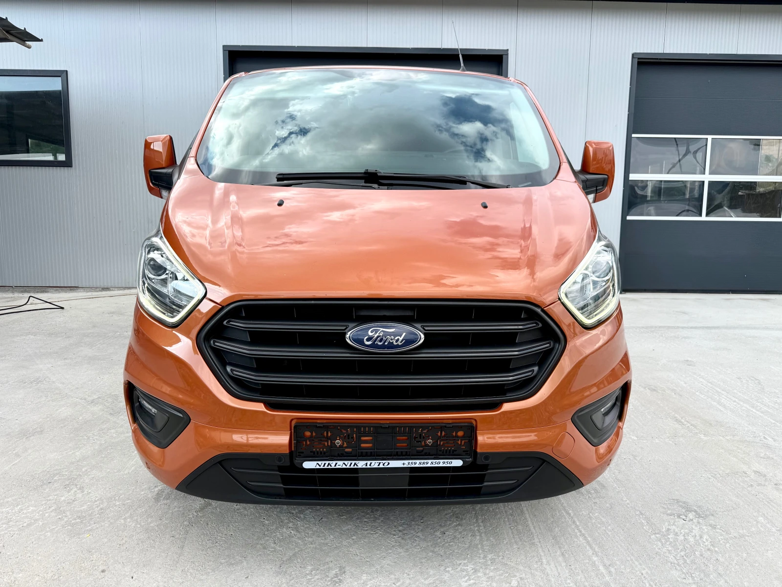 Ford Transit Custom FACELIFT-EURO6-6места, снимка 2 - Бусове и автобуси - 55123933