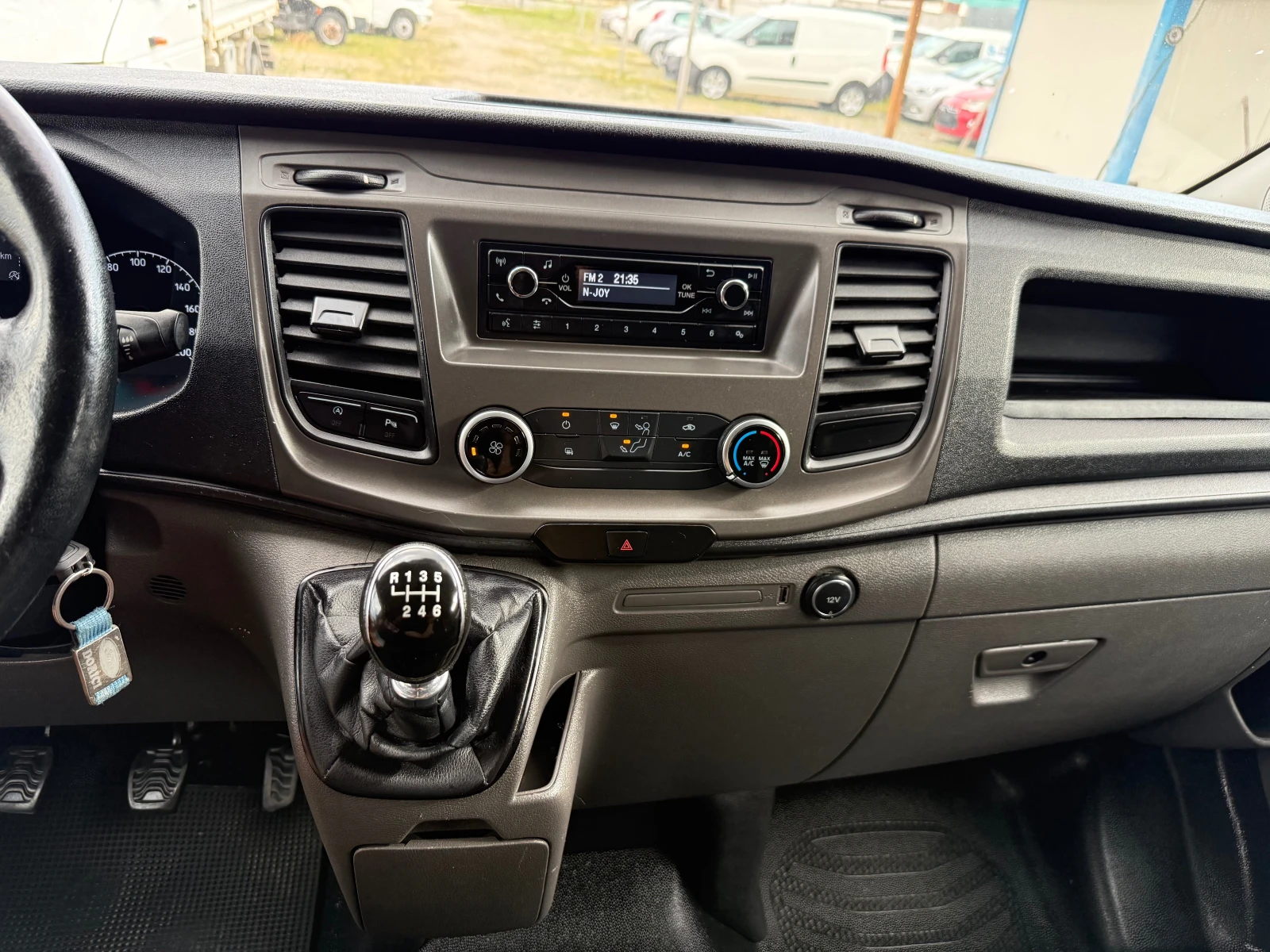 Ford Transit Custom FACELIFT-EURO6-6места, снимка 15 - Бусове и автобуси - 55123933