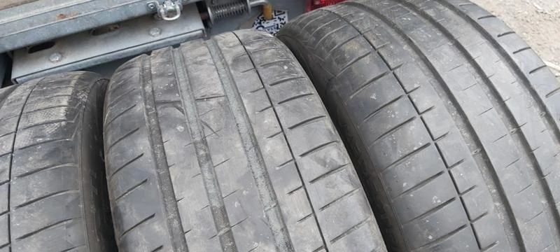 Гуми Летни 225/45R18, снимка 3 - Гуми и джанти - 33067874