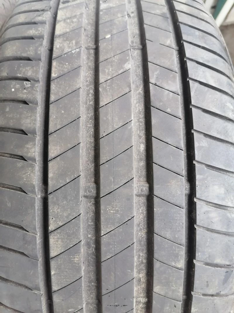 Гуми Летни 245/45R18, снимка 4 - Гуми и джанти - 33283435