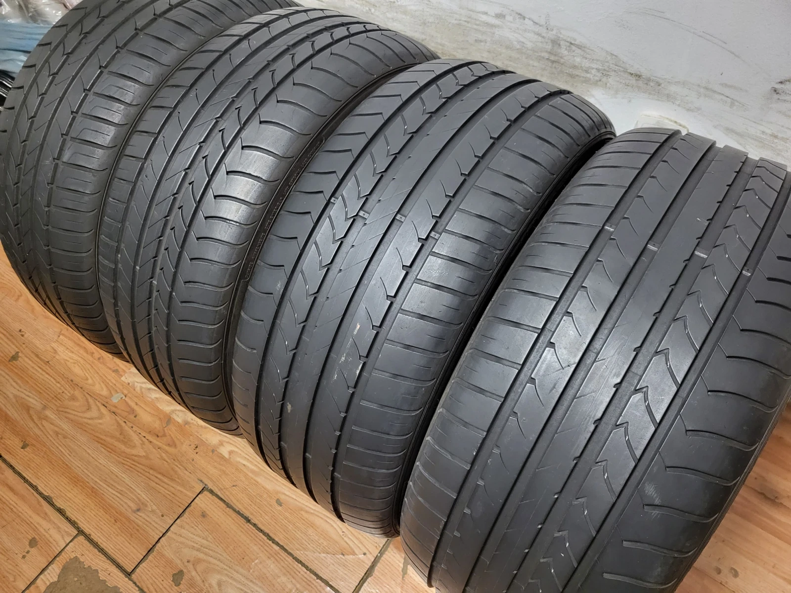 Гуми Летни 255/45R20, снимка 8 - Гуми и джанти - 55508688