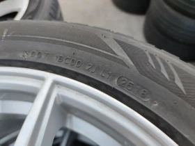 Гуми Зимни 225/55R18, снимка 8 - Гуми и джанти - 47409400