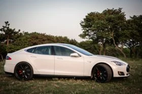 Tesla Model S P85D Ludicrous 772k.s., снимка 6