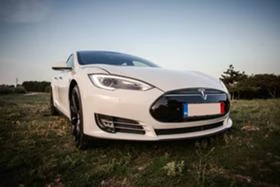Tesla Model S P85D Ludicrous 772k.s., снимка 9