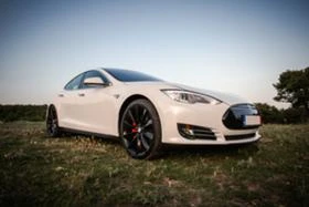 Tesla Model S P85D Ludicrous 772k.s., снимка 1