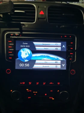 VW Golf 1.6 tdi, снимка 9