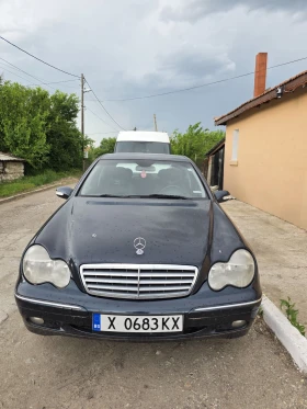     Mercedes-Benz C 220