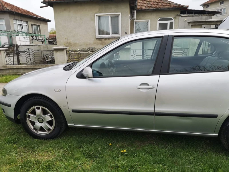 Seat Leon 1.9 TDi 110, снимка 3 - Автомобили и джипове - 47393375