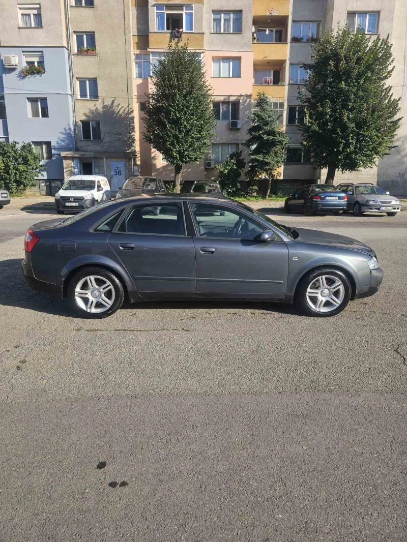 Audi A4, снимка 3 - Автомобили и джипове - 47606413