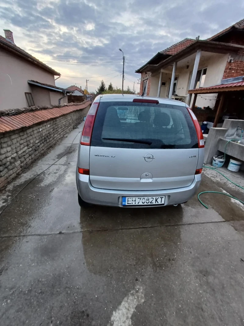 Opel Meriva 1.7 CDTI, снимка 2 - Автомобили и джипове - 47857553