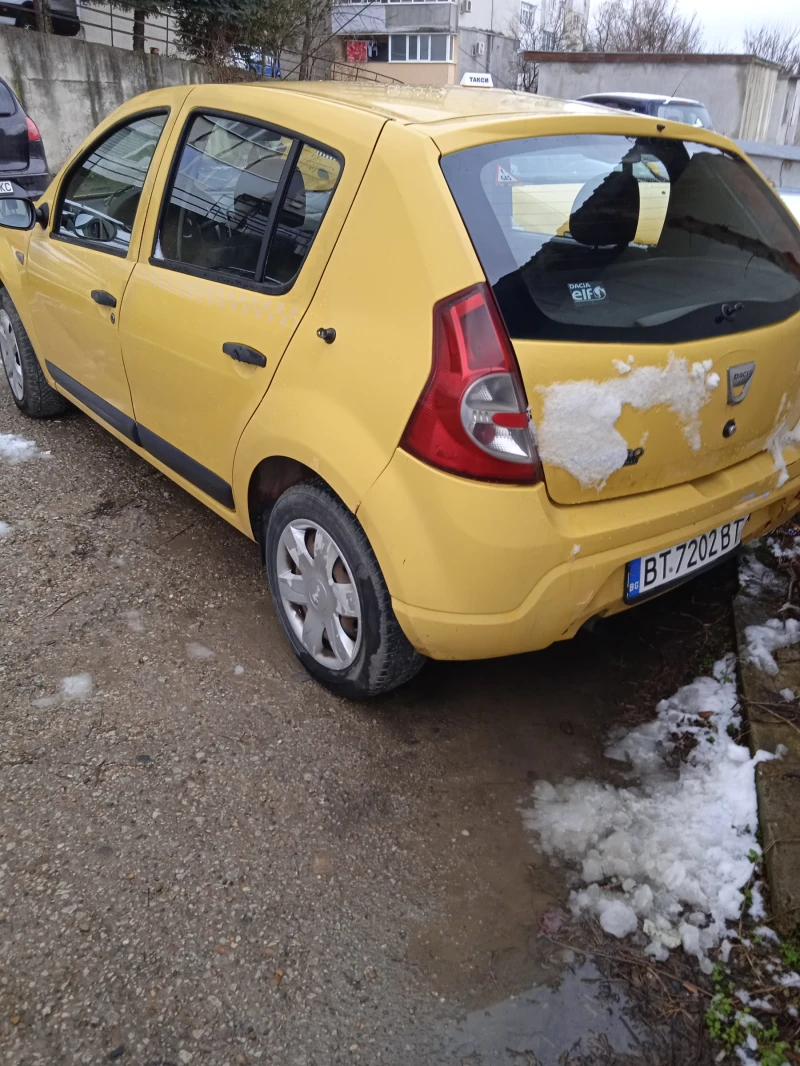 Dacia Sandero, снимка 4 - Автомобили и джипове - 48649243