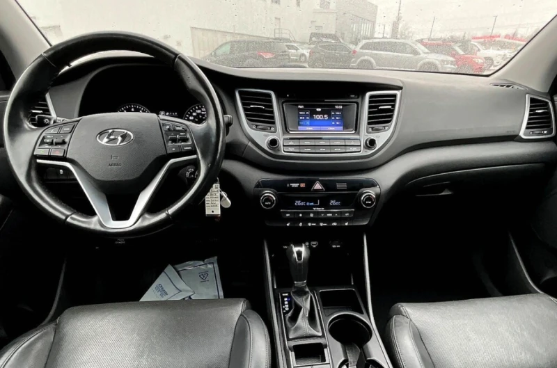 Hyundai Tucson AWD | Heat Lthr Seats/Steer | Sunroof | RearCam, снимка 4 - Автомобили и джипове - 48756712