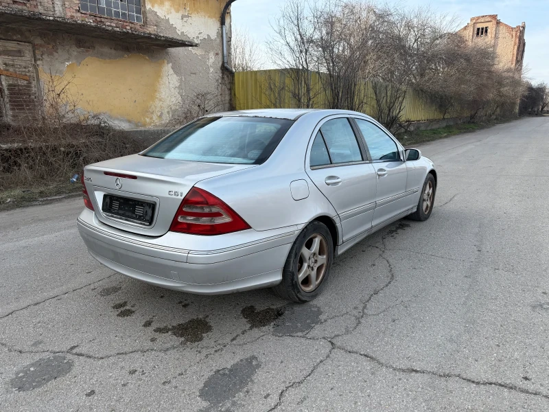 Mercedes-Benz C 270 CDI* Avantgarde* , снимка 5 - Автомобили и джипове - 49440867