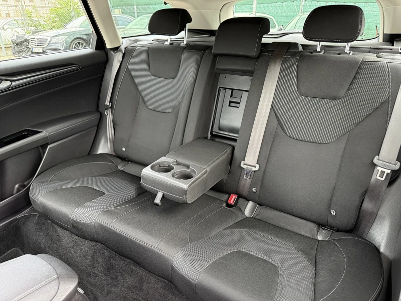 Ford Mondeo 2.0 Hybrid, снимка 11 - Автомобили и джипове - 51524491