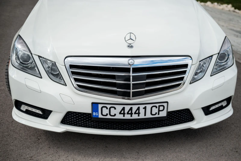 Mercedes-Benz E 500, снимка 3 - Автомобили и джипове - 51803892
