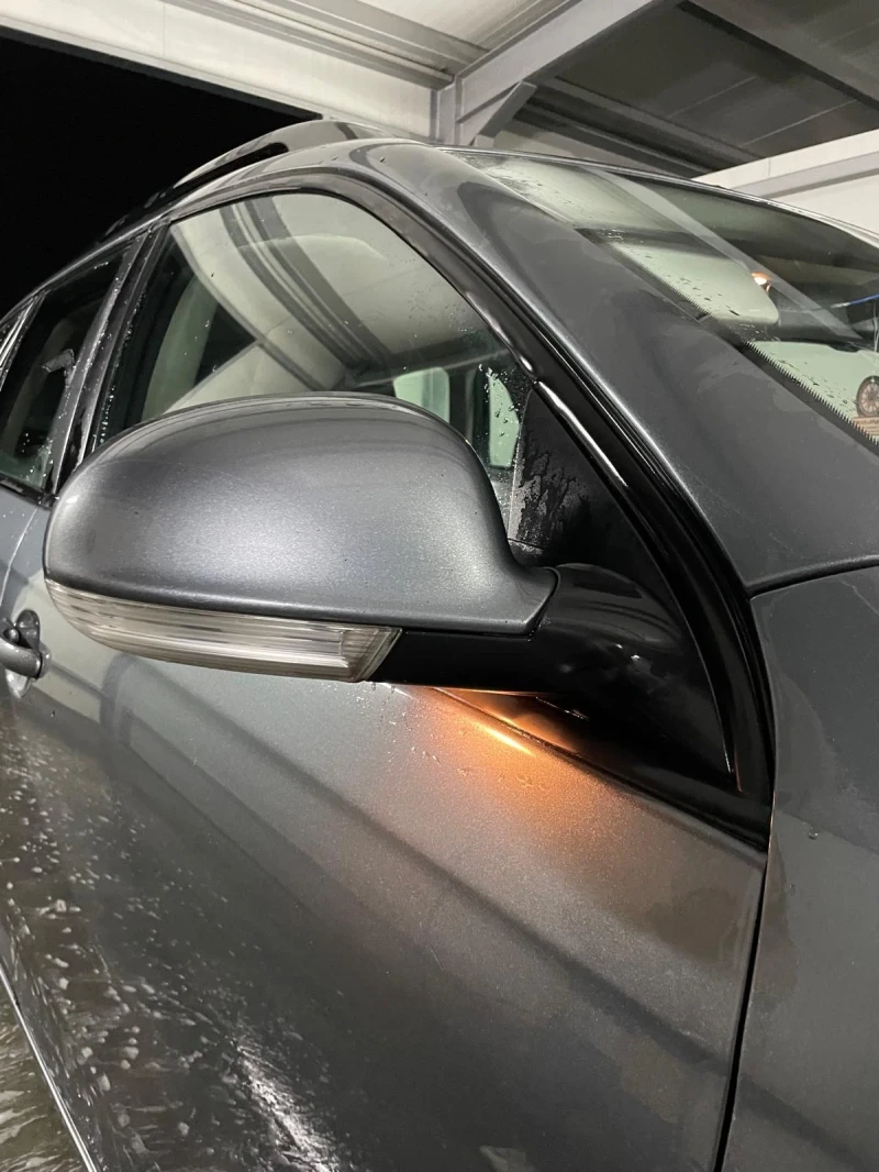 VW Golf 1.6 tdi, снимка 7 - Автомобили и джипове - 51938881