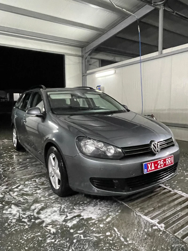 VW Golf 1.6 tdi, снимка 2 - Автомобили и джипове - 51938881