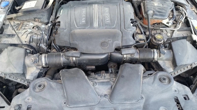 Jaguar Xj 510К.С. 5.0Supercharged, снимка 17 - Автомобили и джипове - 52069240