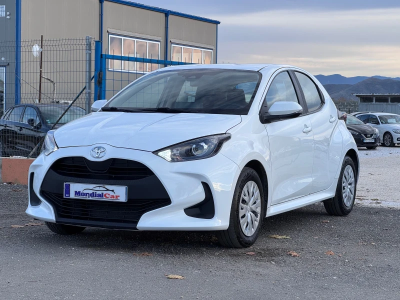Toyota Yaris Dynamic, снимка 2 - Автомобили и джипове - 52401221