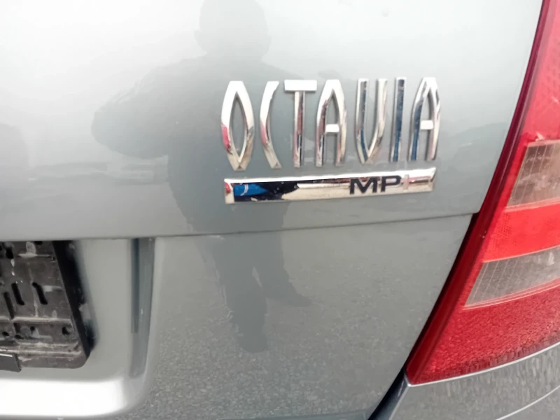 Skoda Octavia 1.6Mpi 102k.s, снимка 8 - Автомобили и джипове - 52419219