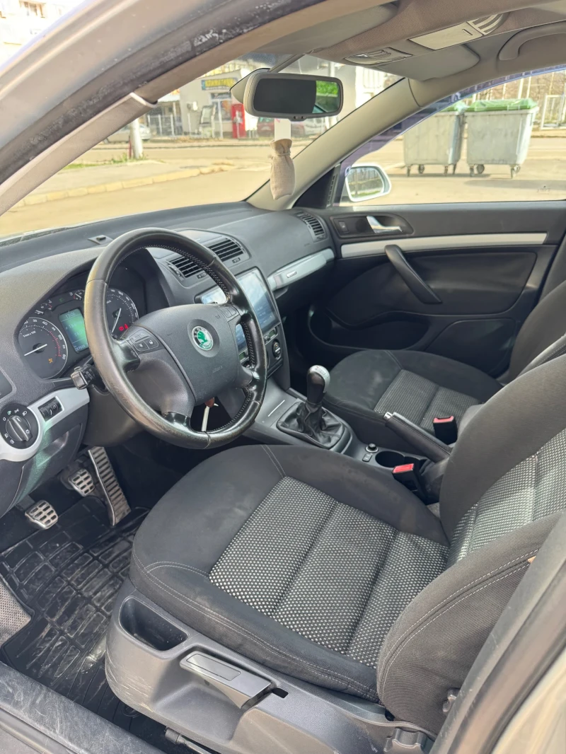Skoda Octavia SCOUT 4x4, снимка 9 - Автомобили и джипове - 52962845