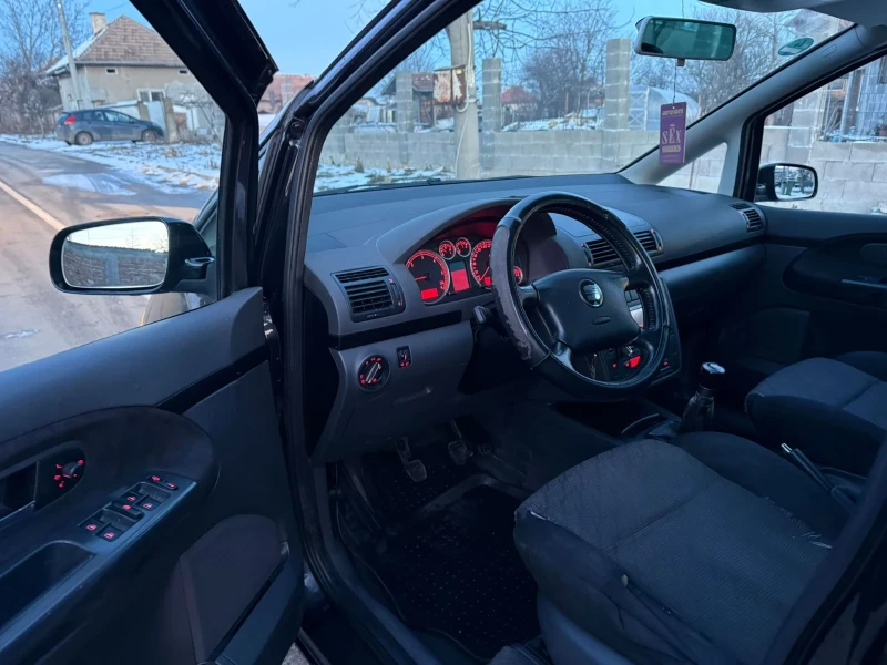 Seat Alhambra 1.9 TDI 131 кс., снимка 5 - Автомобили и джипове - 53168205