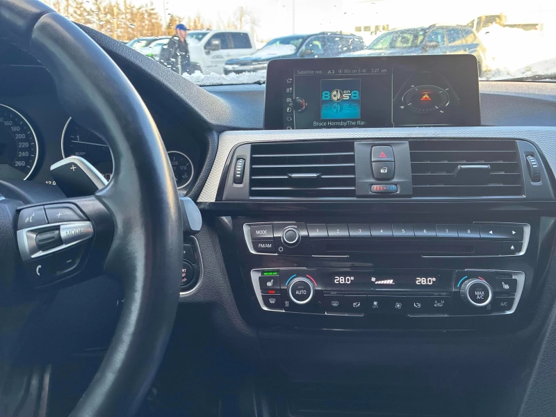 BMW 330 M ПАКЕТ * * ВИДЕА * * CARFAX * * XDRIVE * * , снимка 9 - Автомобили и джипове - 53290038