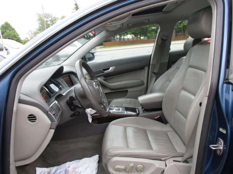 Audi A6 * 4dr Sdn 4.2L quattro Auto * CARFAX * ЦЕНА ДО БГ, снимка 8 - Автомобили и джипове - 53512958
