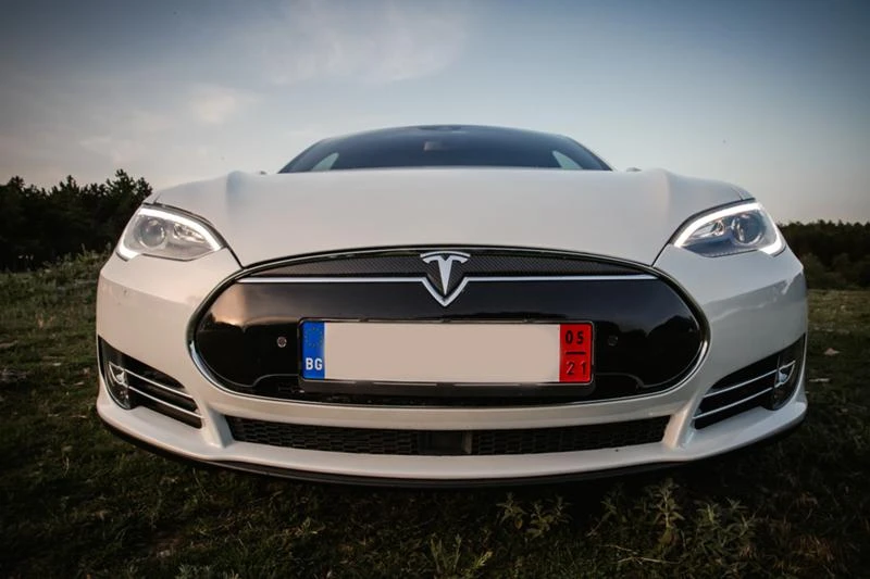 Tesla Model S S90D Безупречна, снимка 10 - Автомобили и джипове - 29209159