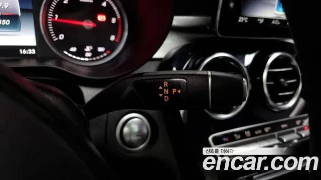 Mercedes-Benz C 200, снимка 16 - Автомобили и джипове - 53971738