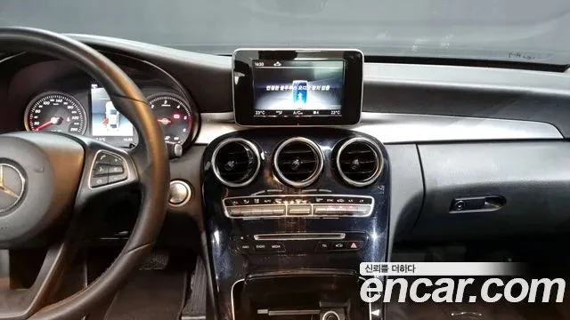 Mercedes-Benz C 200, снимка 6 - Автомобили и джипове - 53971738