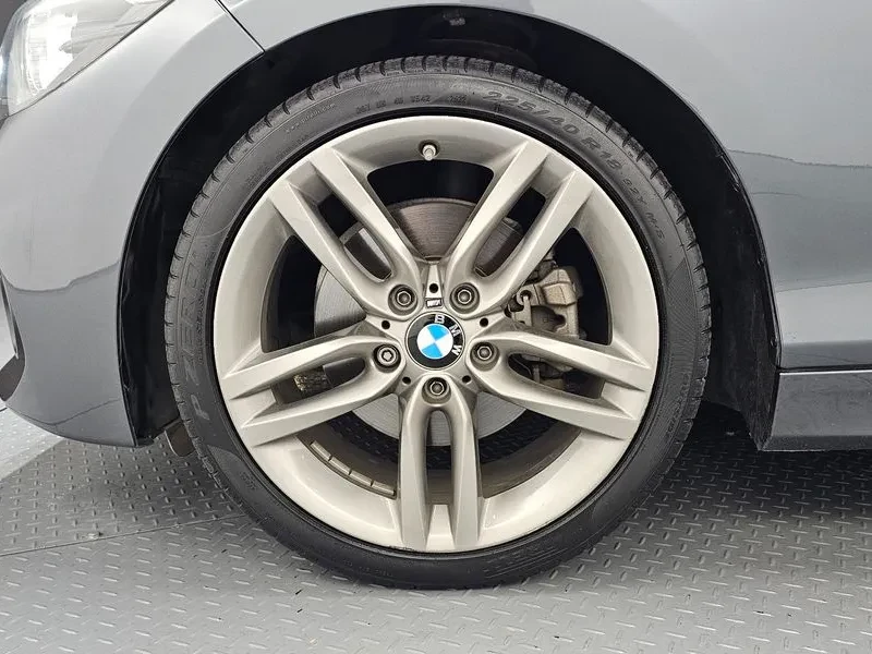 BMW 118 M Sports Shadow, снимка 5 - Автомобили и джипове - 56070389