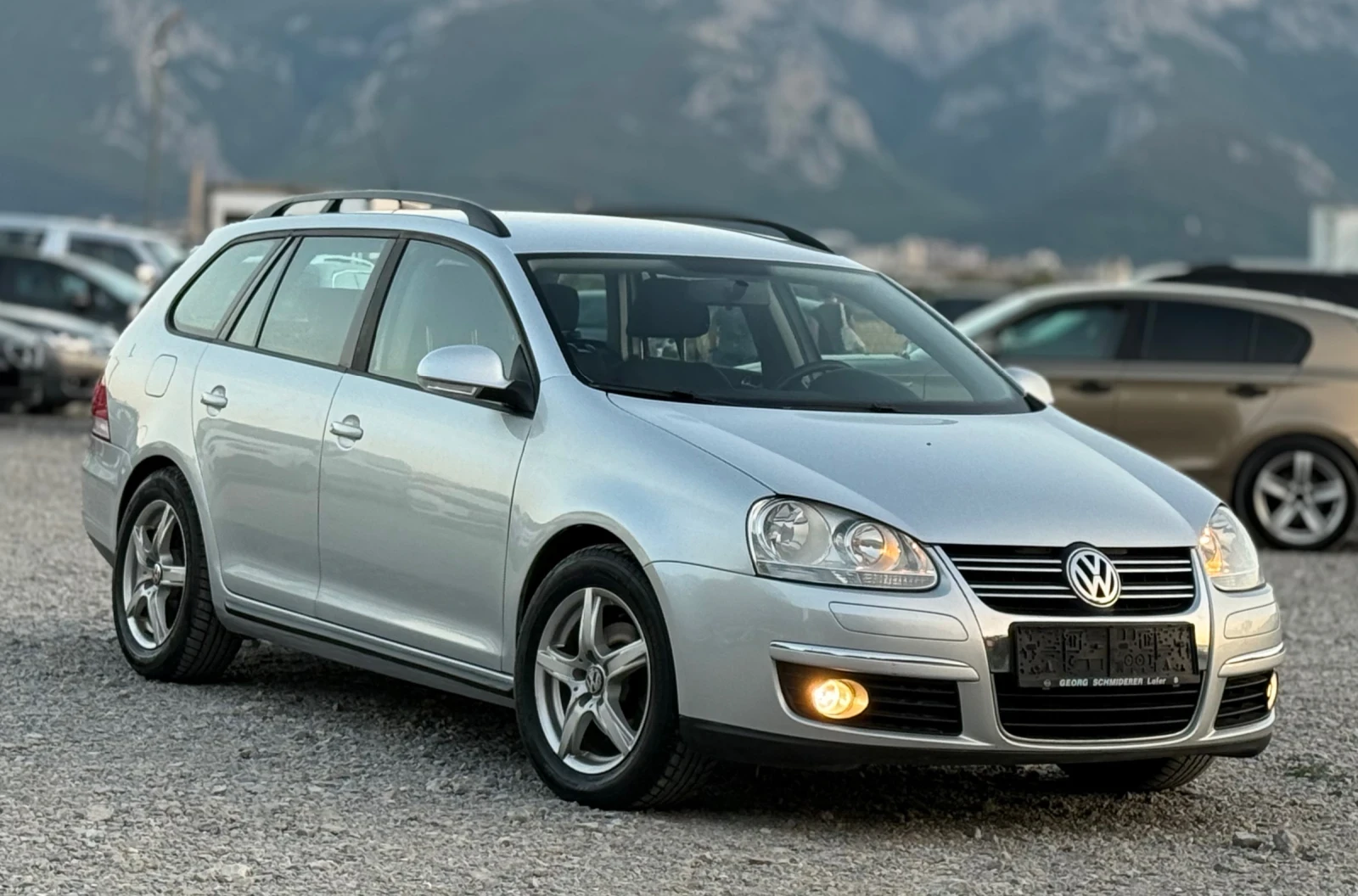 VW Golf 1.9TDi 105к.с * Климатроник* , снимка 1