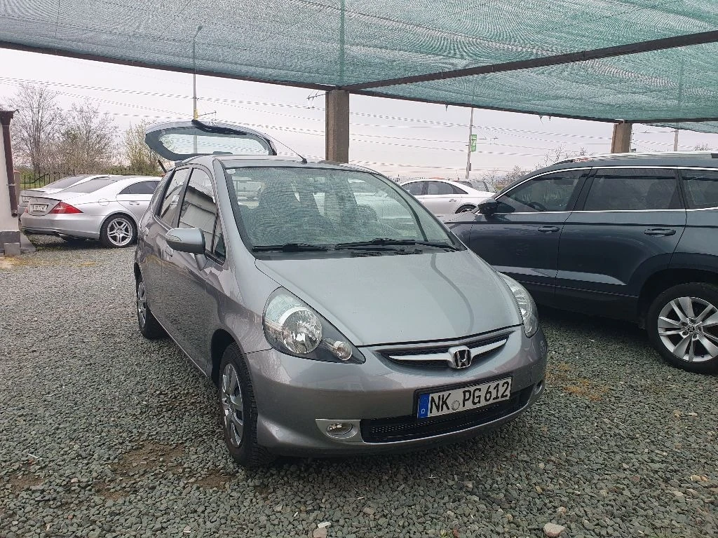 Honda Jazz 1.4 - изображение 2